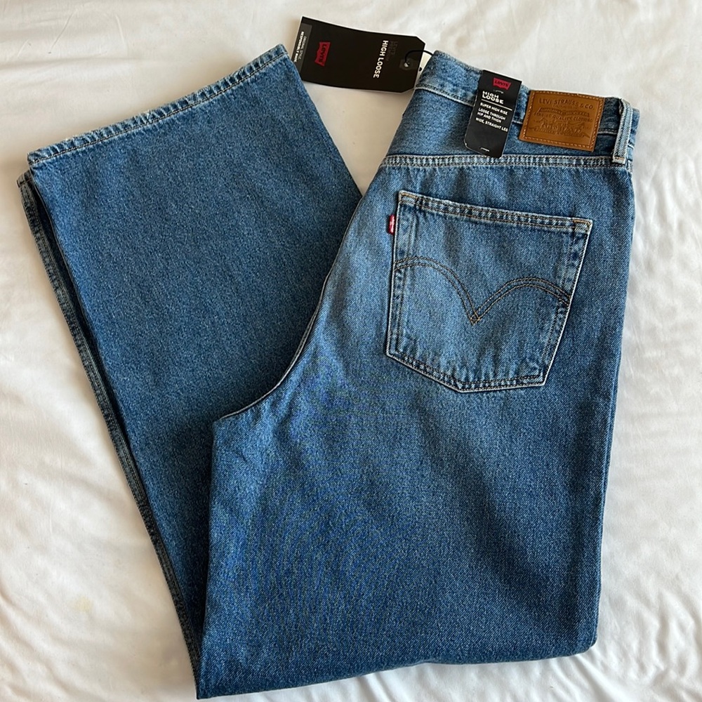 Levi’s Premium High Loose Jeans, Size 32x31